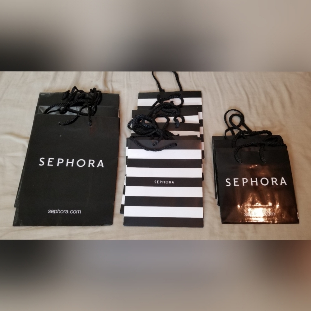 Variety set of Sephora shopping bags